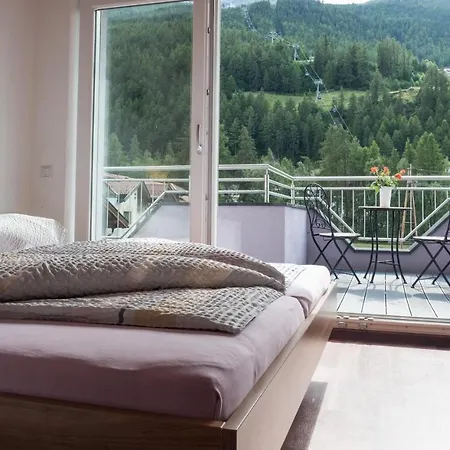 Alpenapart Saphir Aparthotel 3*