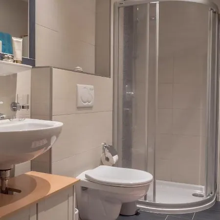 Alpenapart Saphir מלון דירות 3*